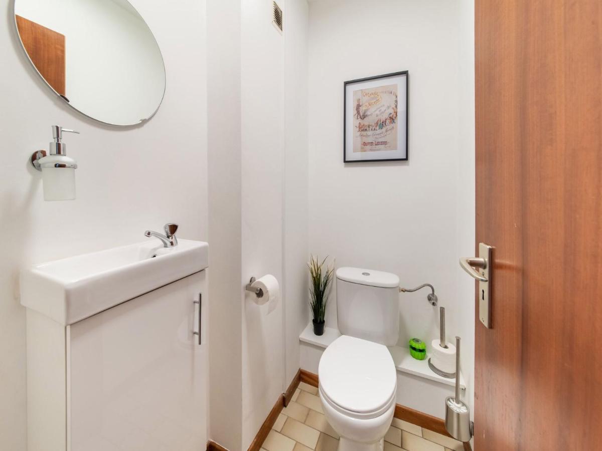 Beautiful Apartment For 7 Adults In マルメディ エクステリア 写真